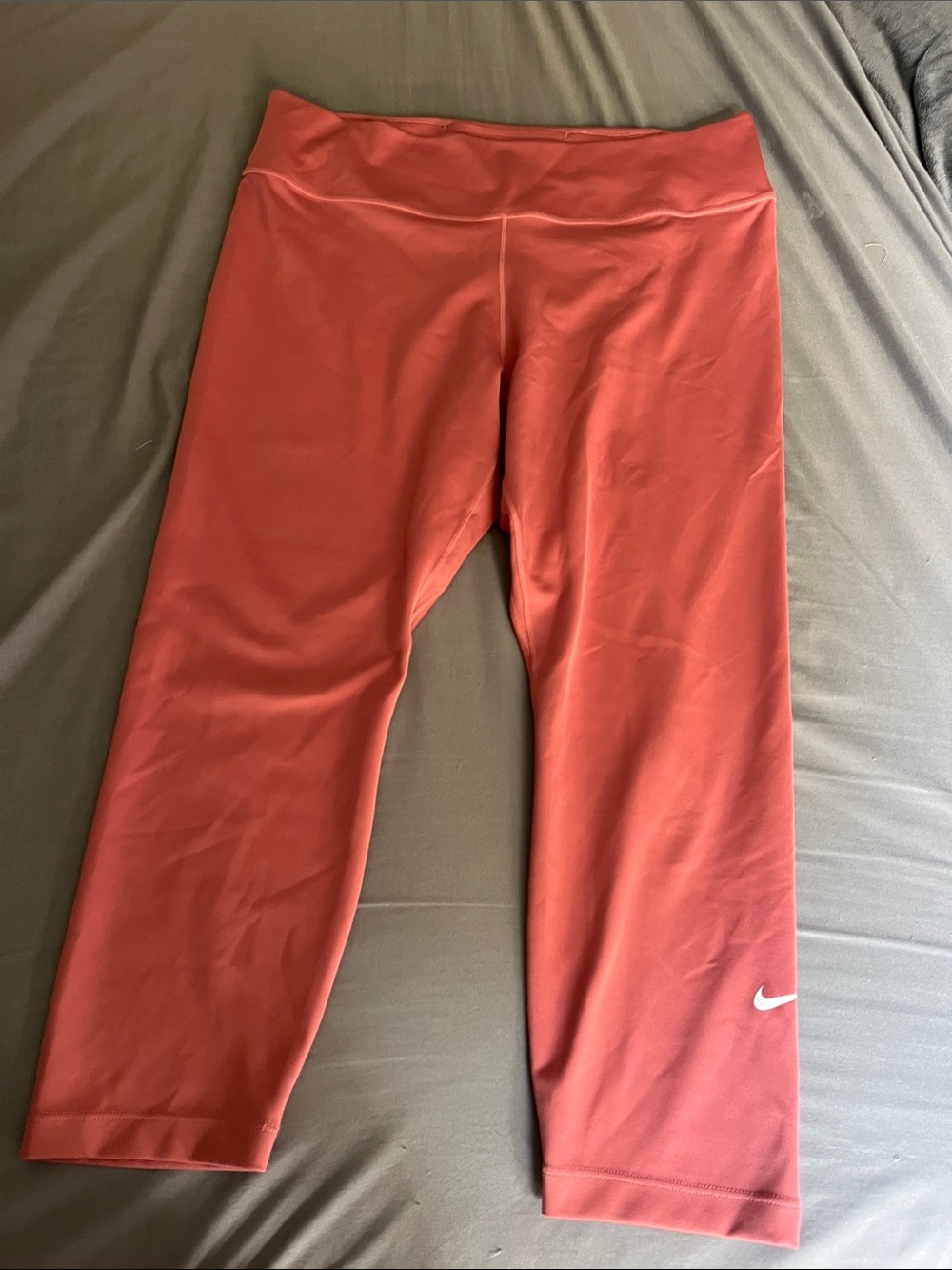 Nike Girls' Rust Orange Capri Leggings